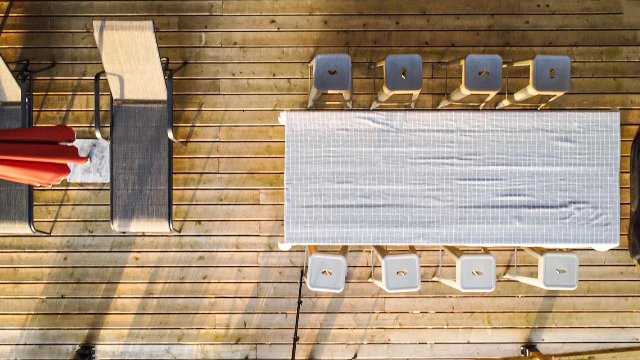Waterfront Cottage With Superb Coastline Views West Vancouver Eksteriør bilde