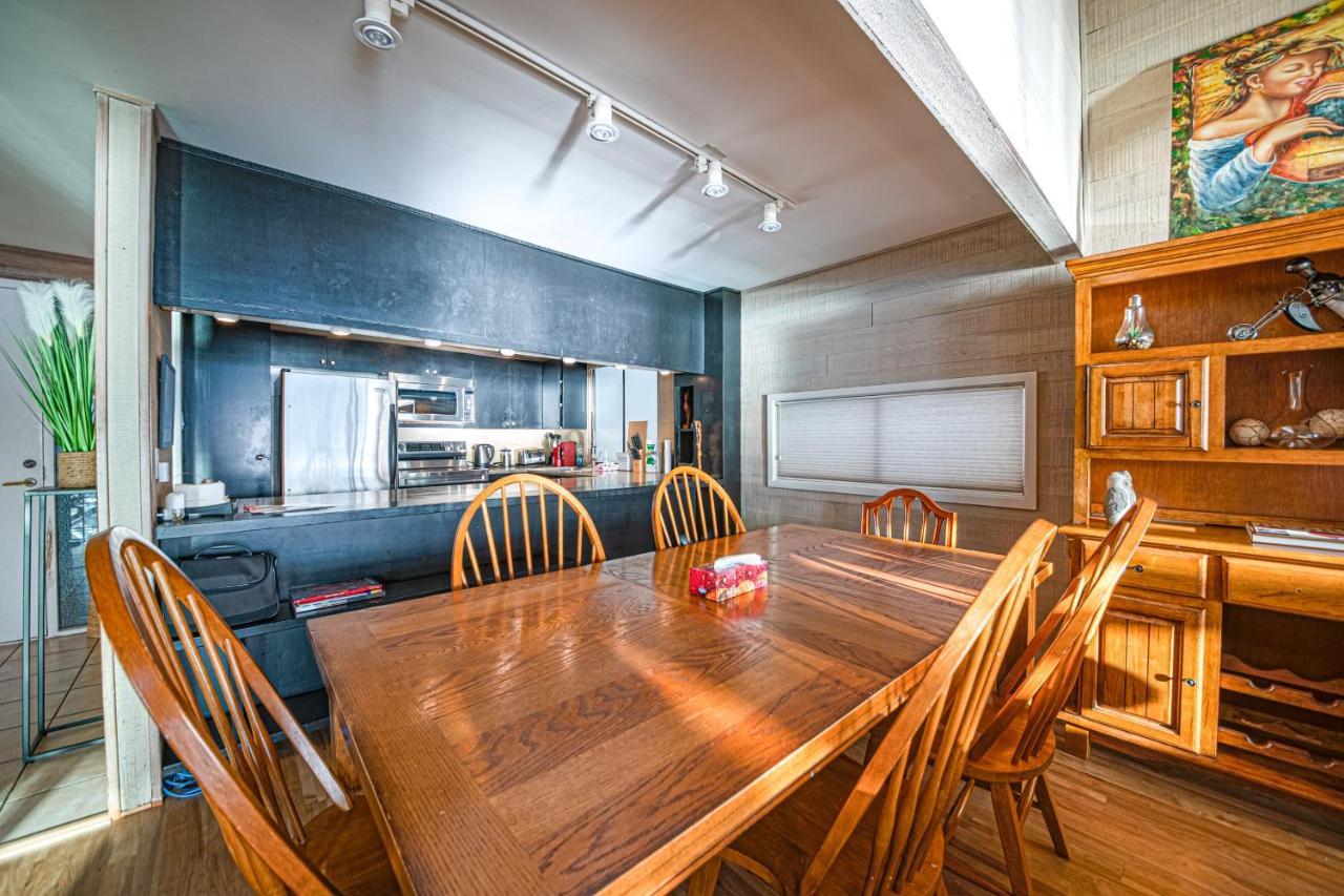 Waterfront Cottage With Superb Coastline Views West Vancouver Eksteriør bilde